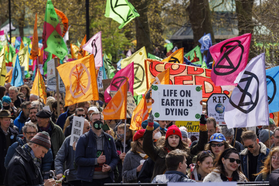 En av flera klimatprotester som Extinction rebellion arrangerade i centrala London i veckan.