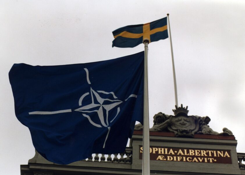Ett medlemsskap i Nato kan göra Svensk utrikespolitik mindre självständig.