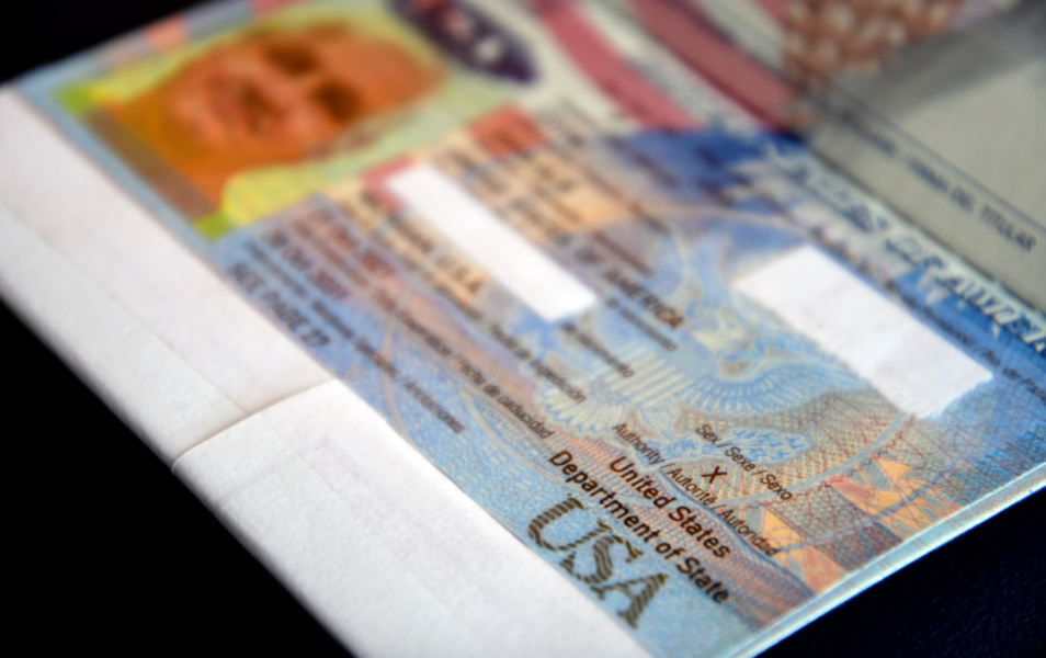 Från och med 11 april har amerikanska medborgare möjlighet att välja ett "X" som könsmarkör i sina pass.