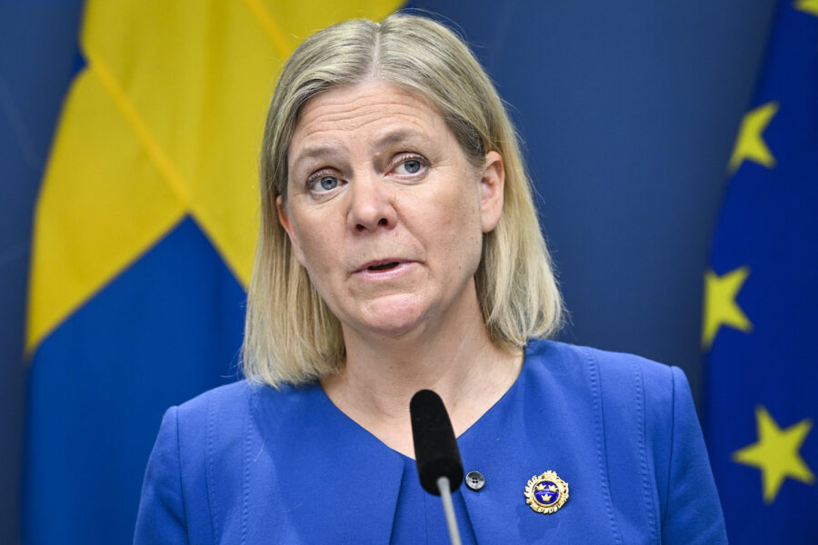 Magdalena Anderssson (S) vid måndagens presskonferens.