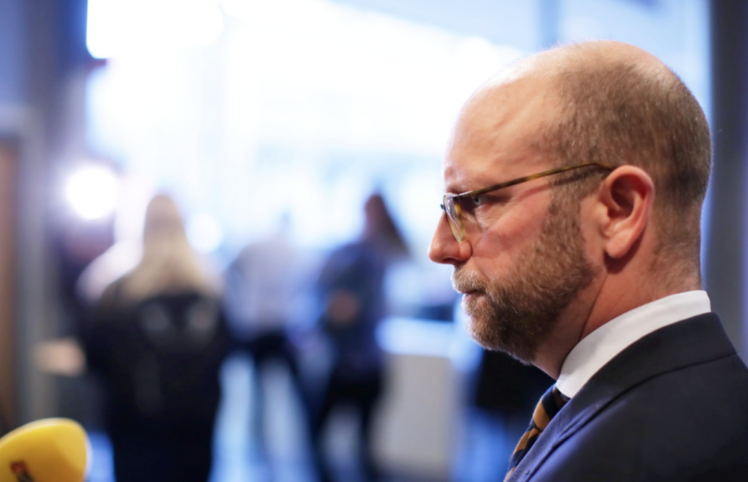Kammaråklagare Henrik Olin vid häktningen av de två misstänkta männen i Göteborgs tingsrätt i februari.
