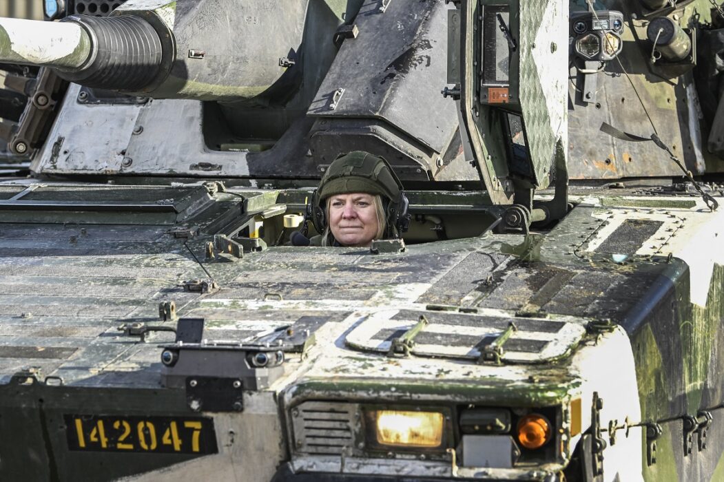 Få frågor är så mycket på allas läppar denna vecka som frågan huruvida Sverige bör gå med i Nato.