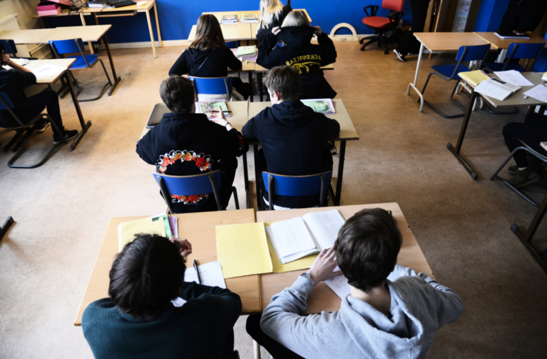 Institutet för mänskliga rättigheter är en av flera instanser som säger nej till förslaget att stoppa nya religiösa friskolor.