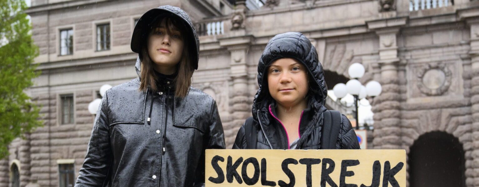 Isabelle Axelsson och Greta Thunberg från Fridays for future har inte mycket hopp inför miljökonferensen Stockholm+50 som hålls i Stockholm den 2-3 juni.