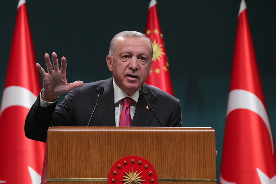 Turkiet har publicerat en lista på de krav landet ställer på Sverige för att president Recep Tayyip Erdogan ska tänka om i frågan och godkänna Natoansökan.