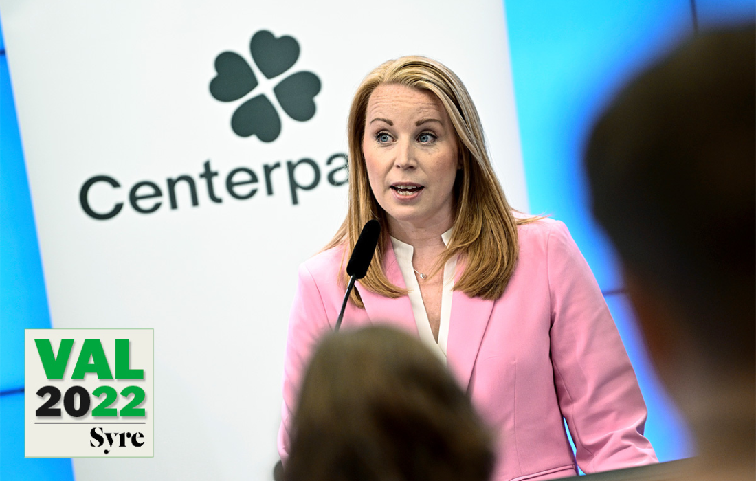 Centerpartiets Annie Lööf bekräftar vid en pressträff att de stödjer regeringens nya pensionsförslag och kommer att rösta för vårändringsbudgeten.