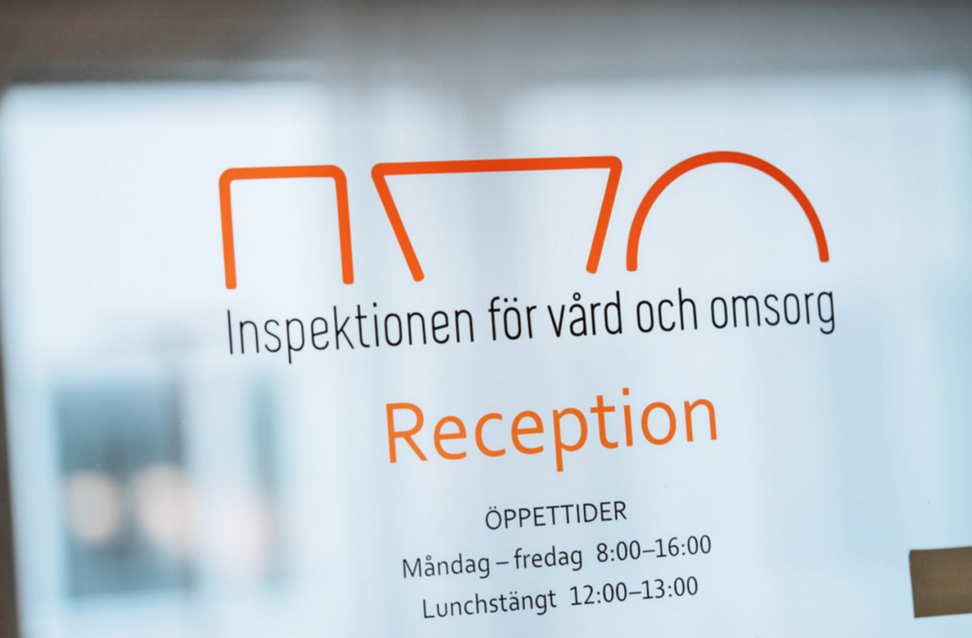Ivo, Inspektionen för vård och omsorg, förbjuder en vårdcentral i Eskilstuna att bedriva verksamhet.