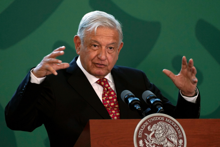 Mexikos president Andrés Manuel López Obrador hoppar av toppmötet i Los Angeles.