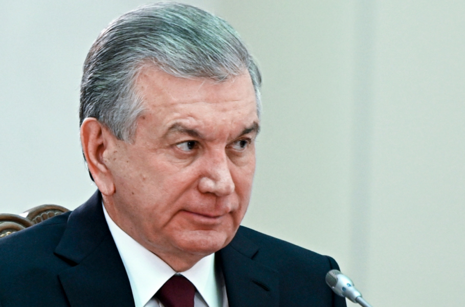 Uzbekistans president Sjavkat Mirziyoyev slog ned protester som bröt ut i den västliga delrepubliken Karakalpakstan.