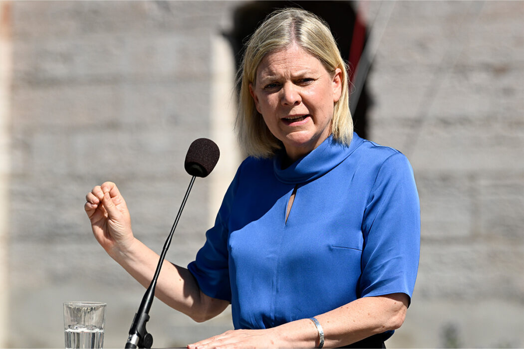 Statsminister Magdalena Andersson (S) är oroad över effekter som torka och skogsbränder som drabbar vår natur på grund av klimatförändringar.