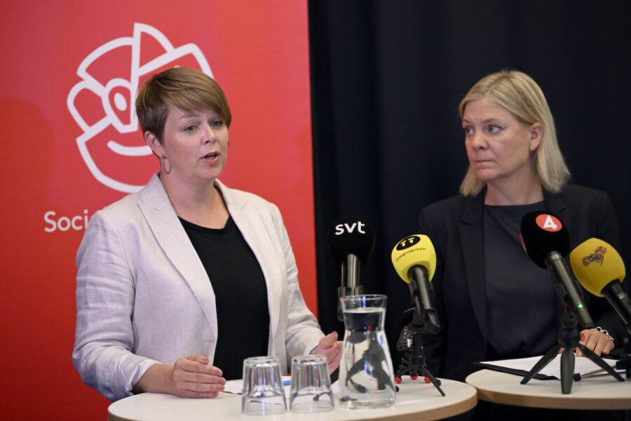 Kommunstyrelsens ordförande Malmö Katrin Stjernfeldt Jammeh (S) och statsminister Magdalena Andersson (S) håller pressträff om krafttag mot arbetslivskriminalitet i Malmö.