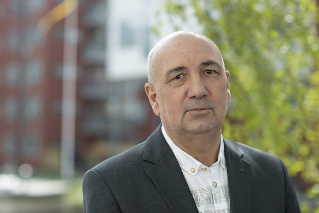 Kurdo Baksi menar att personen som ska överlämnas inte är politiskt aktiv och att det ser ut att handla om ett rutinärende.