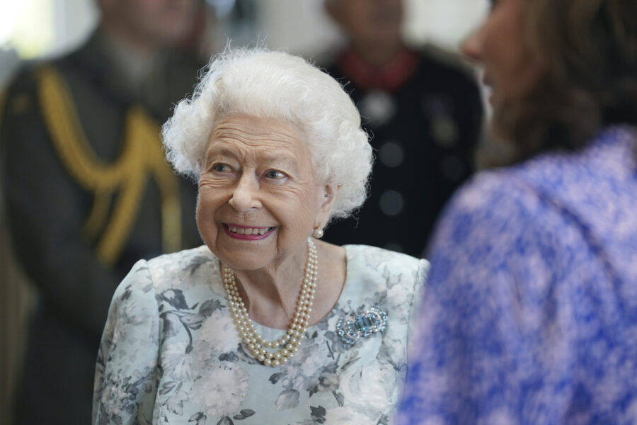Den "koloniserande" drottning Elizabeth II, enligt den australiske senatorn Lidia Thorpe.