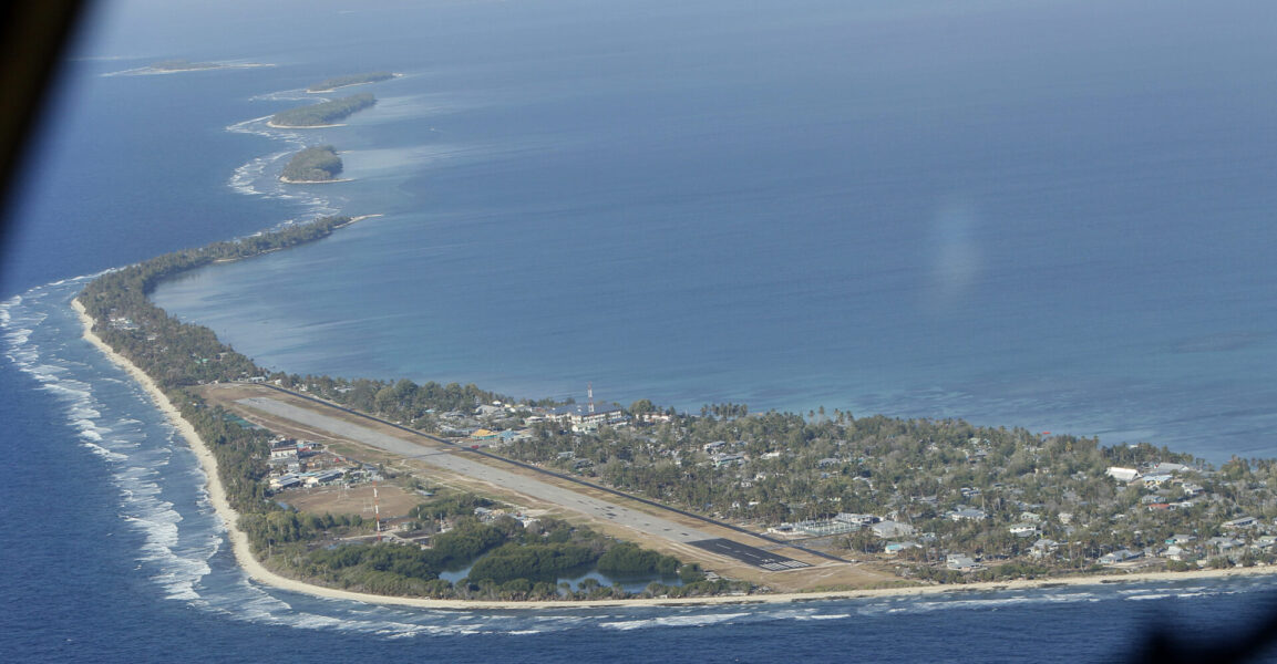 Tuvalu i Stilla havet, en av de nationer vars själva existens är under akut hot från fossila bränslen.