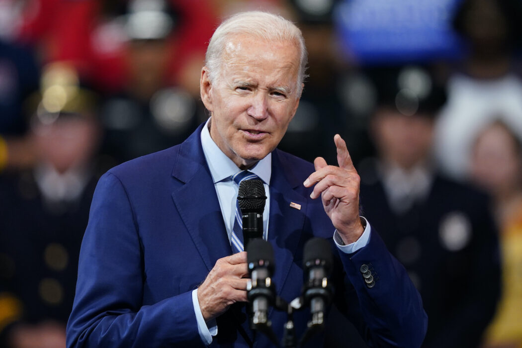 President Joe Biden håller tv-tal natten till fredagen.
