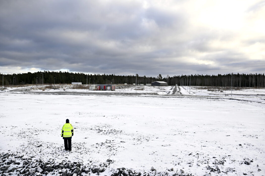 "Kärnkraften medför alltid risker för radioaktiv strålning och ingen lösning för hur avfallet ska slutförvaras i 100 000 år finns", skriver Annika Rullgård.