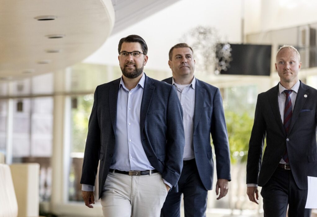 "Vi se hur upprepat hån riktas mot människor som engagerar sig i klimatfrågor och hur företrädare från vissa partier uttrycker att de ”har som mål att deras hemkommun ska bli en MP-fri zon” (citat från lokal SD-företrädare)", skriver debattören.