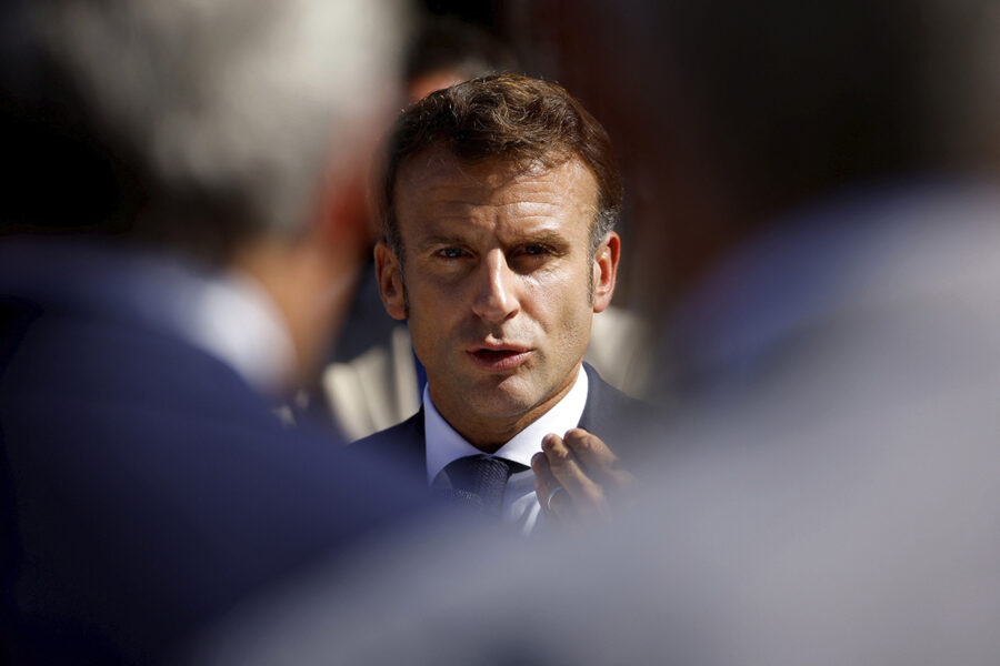 Frankrikes president Emmanuel Macron är inte populär i dag.