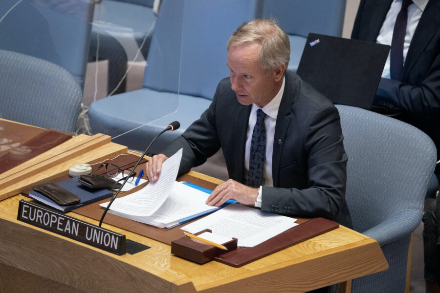 Svenske Olof Skoog, EU:s FN-ambassadör, säger att ett misslyckat agerande av FN:s generalförsamling skulle ge andra länder "carte blanche" att göra likadant som Ryssland.