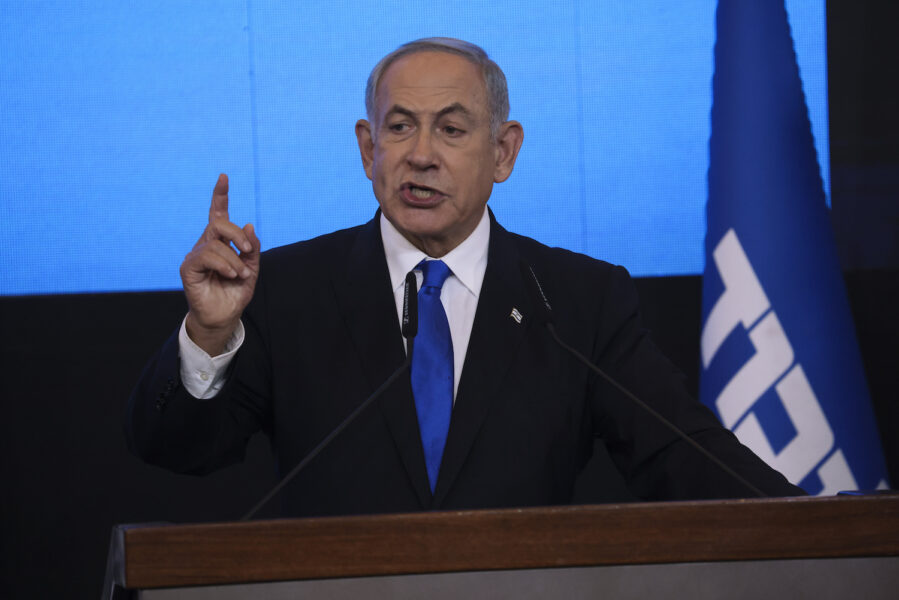 Israels tidigare premiärminister Benjamin Netanyahu återfår posten efter valet.
