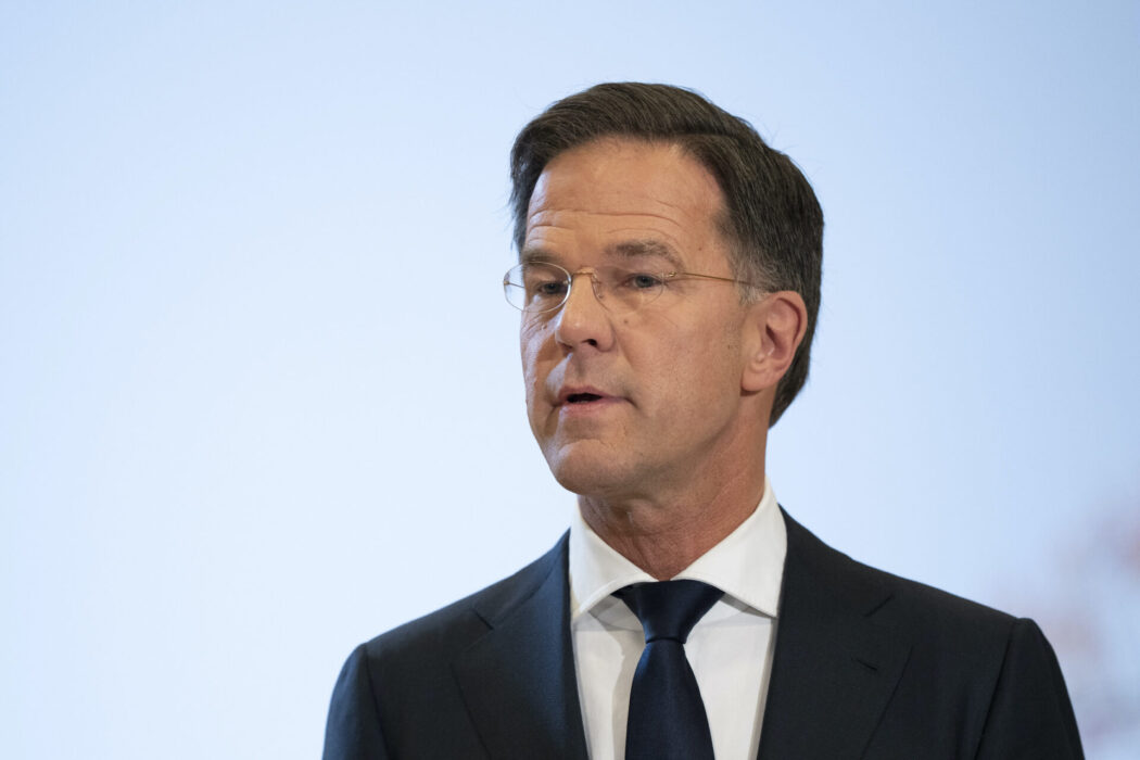 Nederländernas premiärminister Mark Rutte under sitt tal på måndagen.