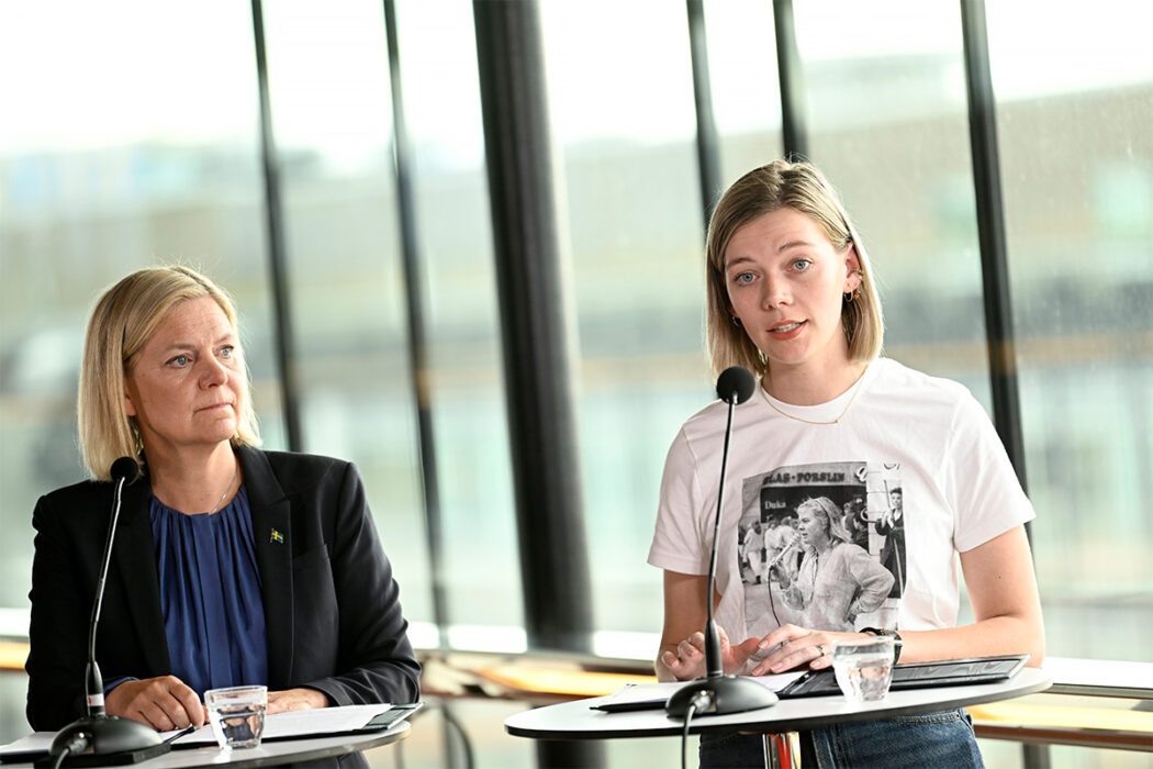Partiledare Magdalena Andersson (S) och Lisa Nåbo, ordförande i SSU kampanjade tillsammans.