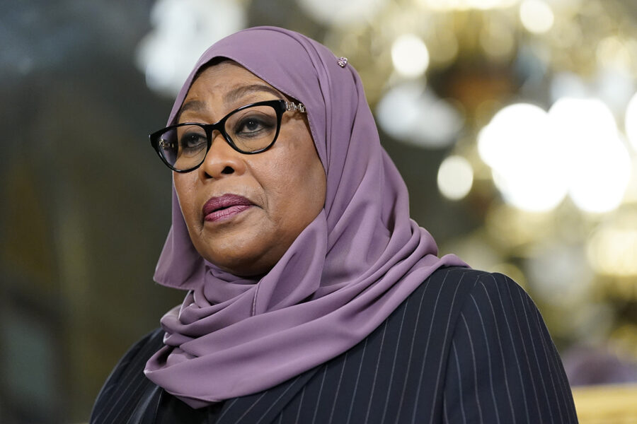 Samia Suluhu Hassan tillträdde i mars 2021 som Tanzanias första kvinnliga president.