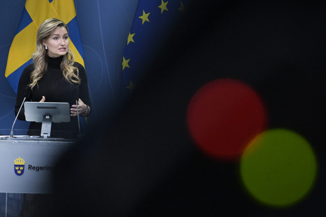Energi- och näringsminister Ebba Busch (KD) vill att uppgifter om vem som får mest elstöd hålls hemliga.