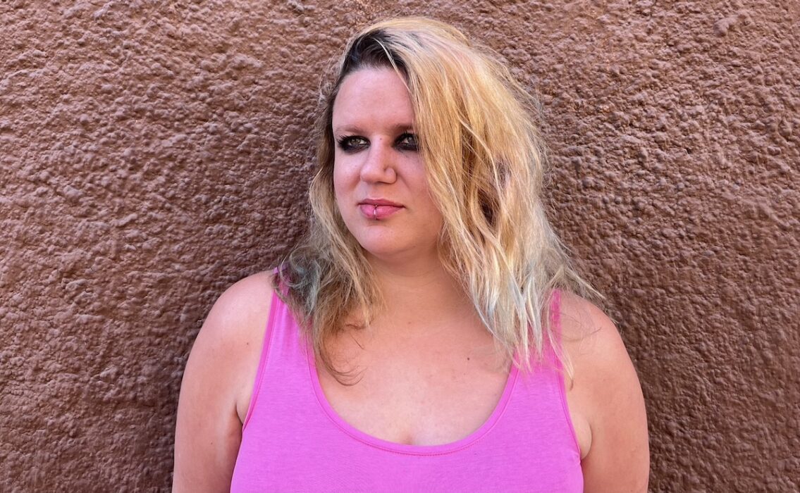 Yolanda Christoffersson vill sprida kunskap om motorisk koordinationsstörning – ett problem som är vanligt bland personer med neuropsykiatriska funktionsnedsättningar.