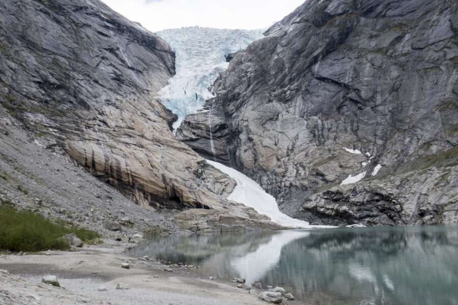 Många av de små glaciärerna beräknas försvinna till slutet av århundradet.