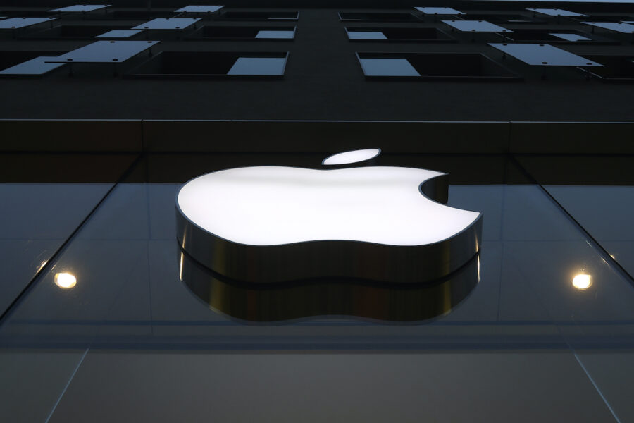 Apple lägger mer pengar på lobbying.