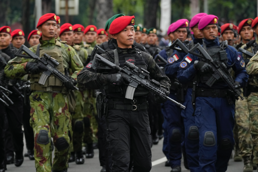 Specialstyrkan Kopassus är en paramilitär gren av den indonesiska militären, vars framträdande ledare under Suhartos diktatur i flera fall utbildades i USA.