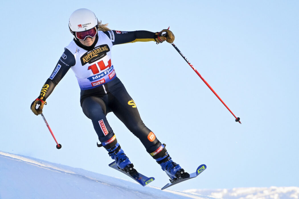 Linnea Mobärg är en av cirka 200 skidåkare som skrivit under brevet till Internationella skidförbundet.