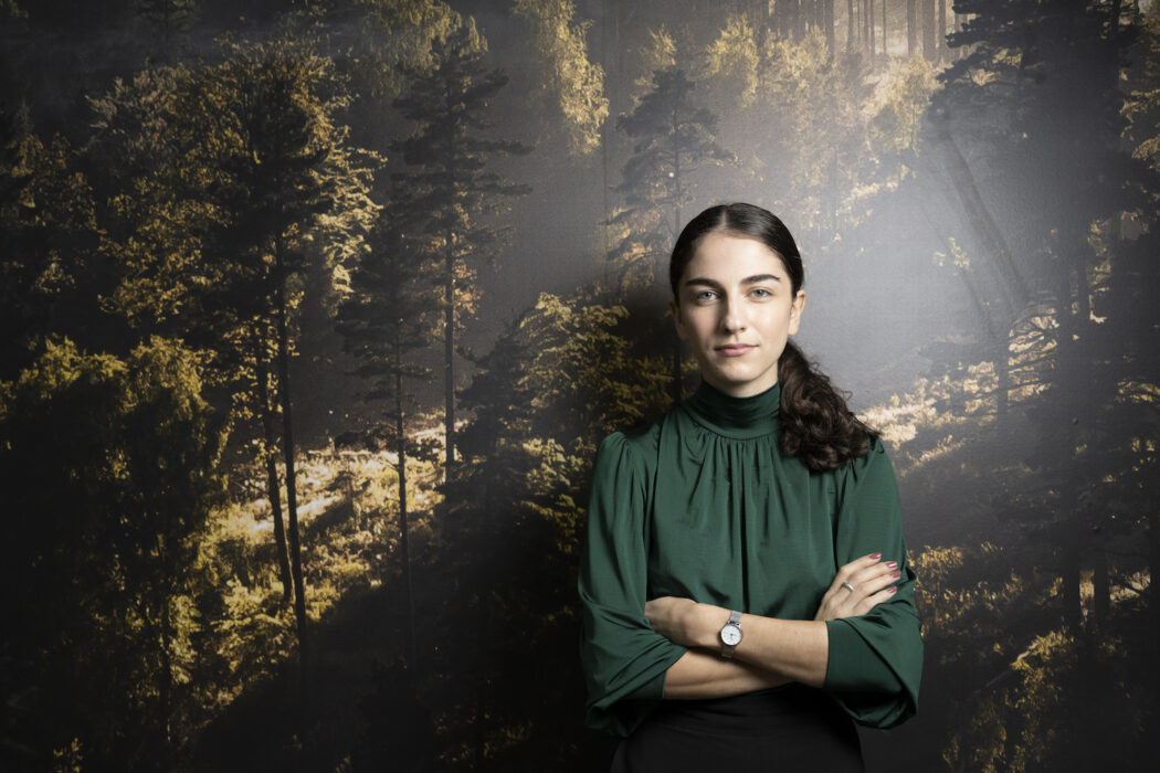 Klimat- och miljöminister Romina Pourmokhtari (L) ser den havsbaserade vindkraften som ett "väldigt bra komplement" till andra energislag.