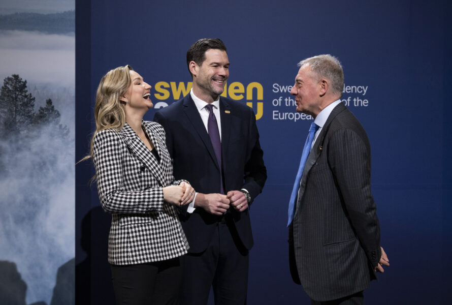 Italienske industriministern Adolfo Urso under ett möte i Stockholm i början av februari med Energi- och näringsminister Ebba Busch och utrikeshandelsminister Johan Forssell.
