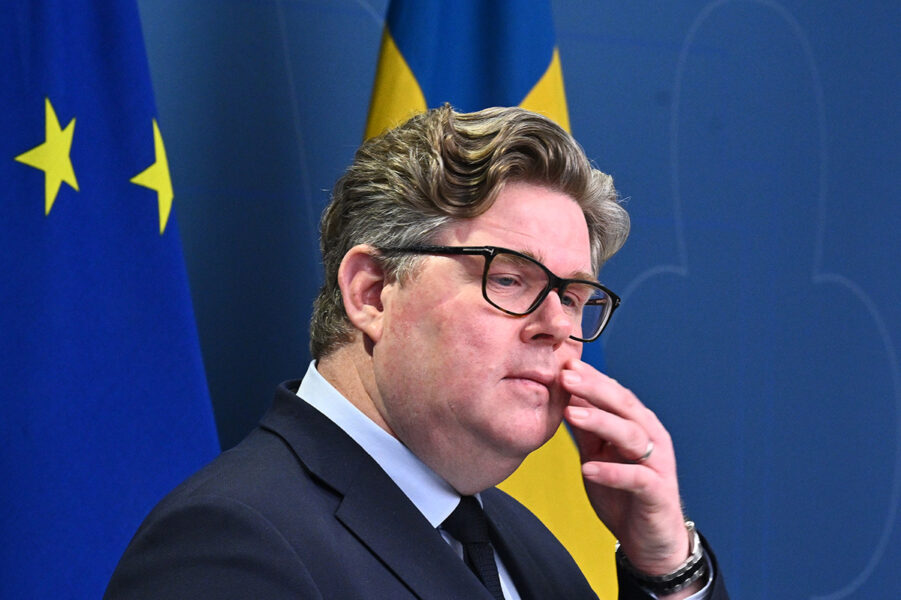 Justitieminister Gunnar Strömmer (M) lägger fram ett lagförslag som är tänkt att träda ikraft i juni.