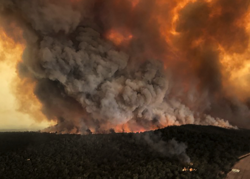 Tidigare studier har visat att mer än en miljon ton rök pumpades in i atmosfären under Australiens skogsbränder under slutet av 2019 och början av 2020.