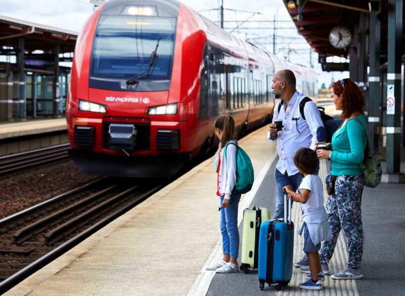 Det finns många olika resebyråer som inriktar sig på tågresor till Europa, men fortfarande kan det vara svårt att boka egna biljetter.