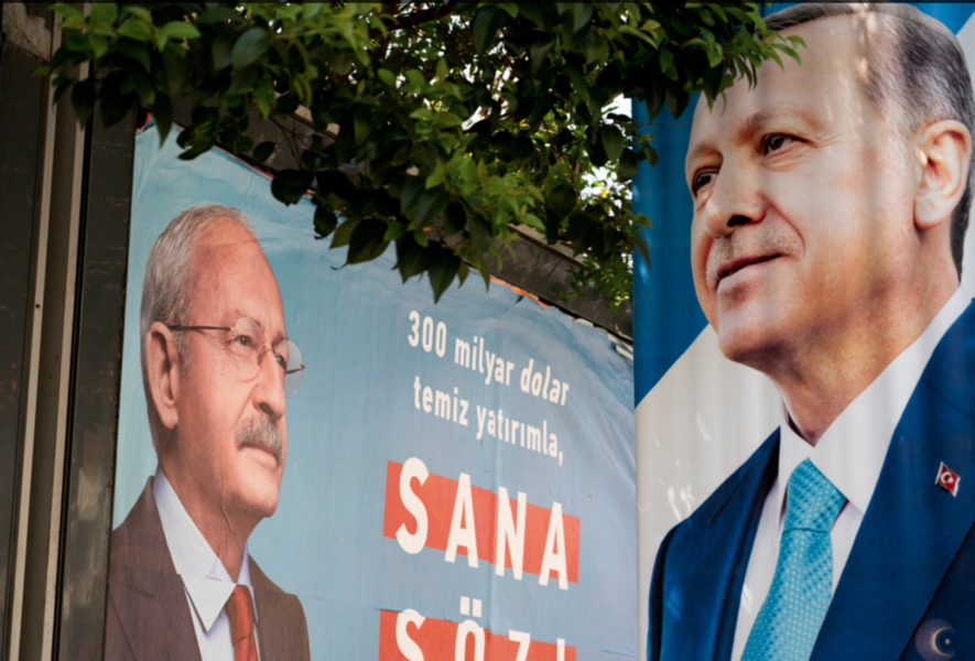 De två toppkandidaterna i det turkiska presidentvalet: oppositionsledaren Kemal Kilicdaroglu och den sittande presidenten Recep Tayyip Erdogan.