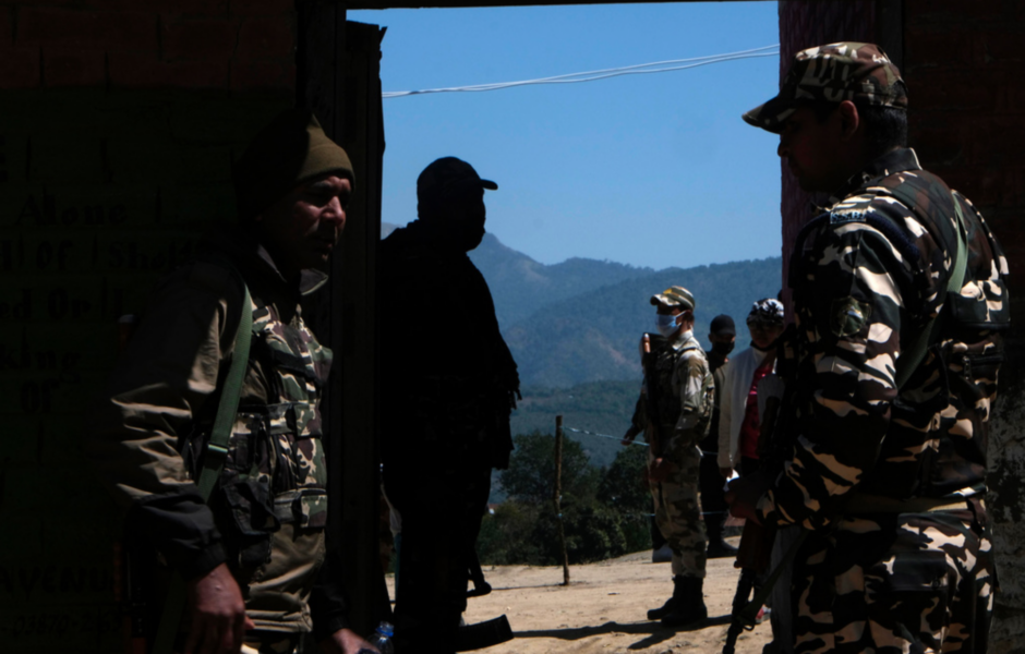 Soldater i staden Ukhrul i delstaten Manipur.