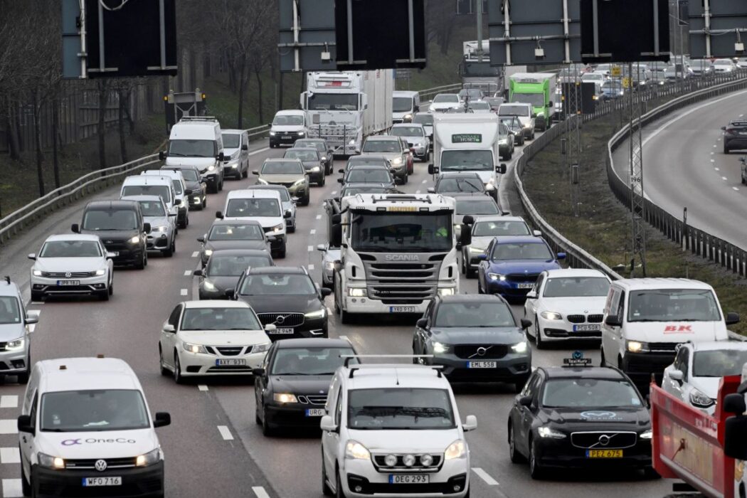 Trafiken står för en stor del av Sveriges klimatutsläpp.