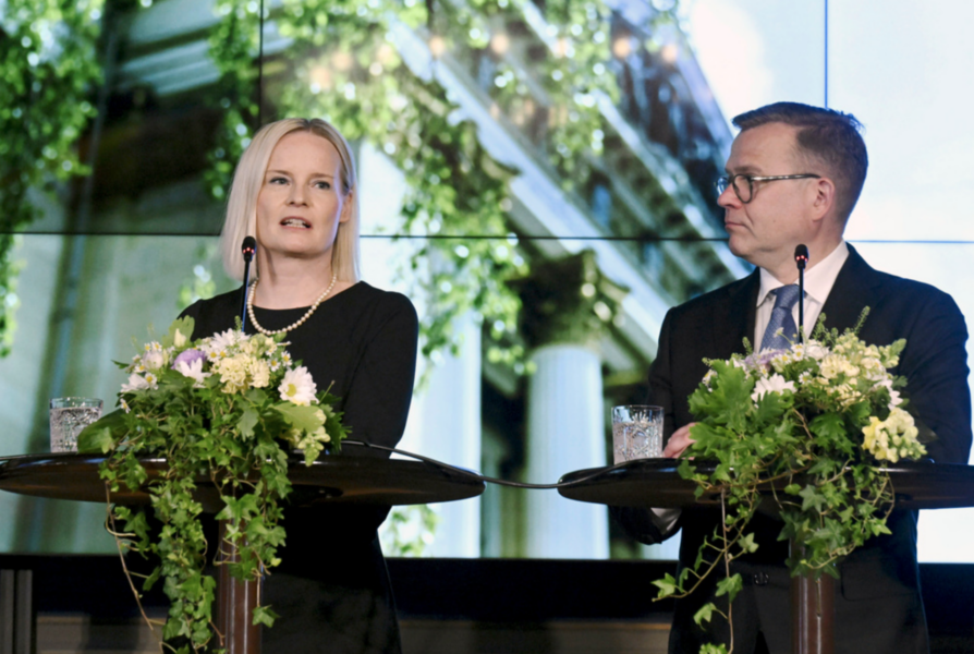 Finansminister Riika Purra tillsammans med statsminister Petteri Orpo.