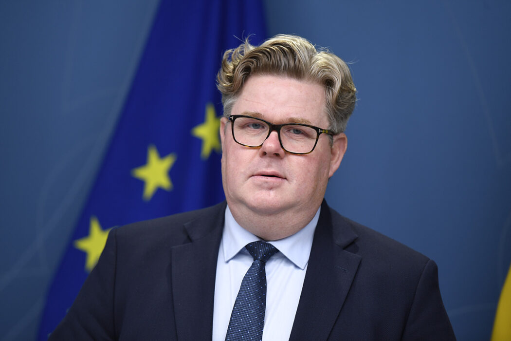 Justitieminister Gunnar Strömmer (M) presenterar Tidöpartiernas översyn av straffrätten.