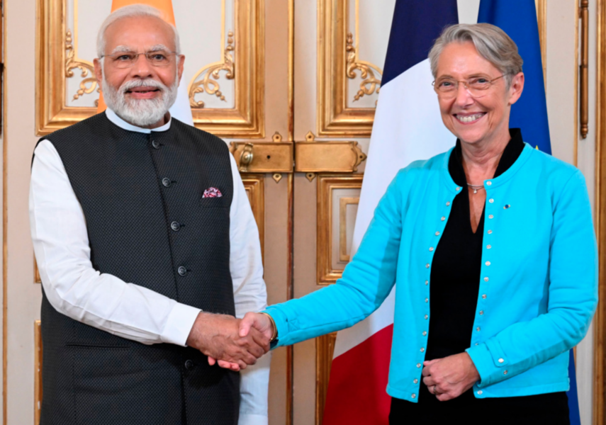 Indiens premiärminister Narendra Modi tas emot av Frankrikes premiärminister Élisabeth Borne på torsdagen.