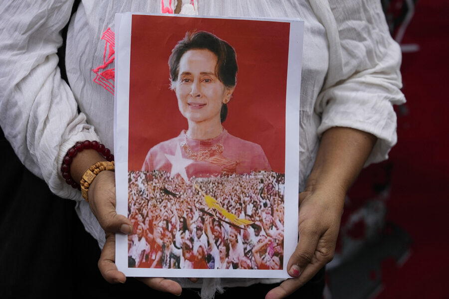 Myanmars tidigare ledare Aung San Suu Kyi benådas.
