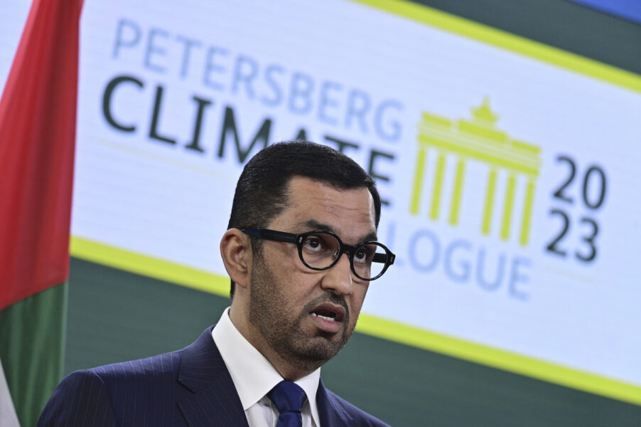 Ahmed al-Jaber under en presskonferens på Petersberg Climate Dialogue I Berlin I maj i år.