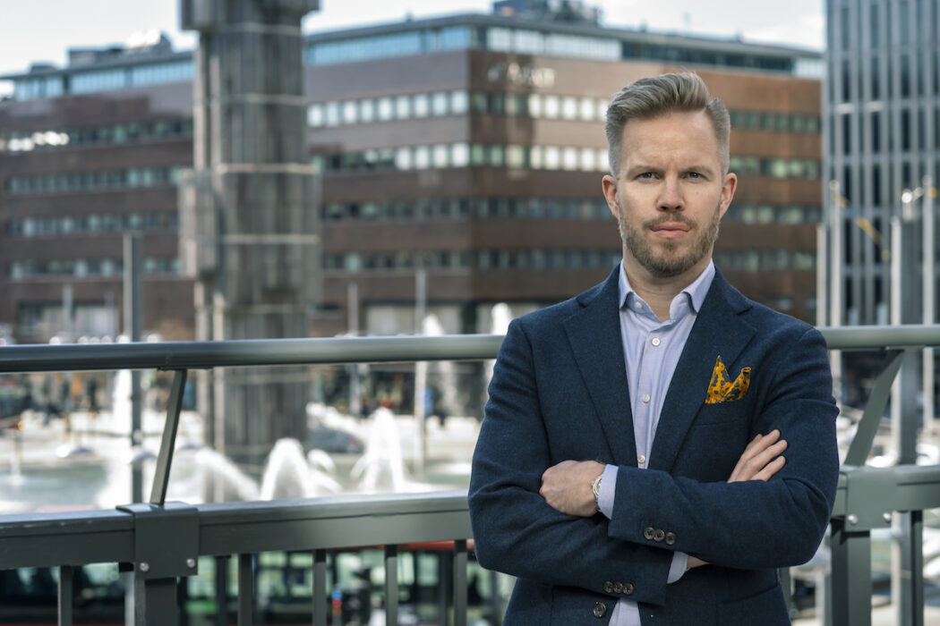 "Det är hög tid att bostadsbidraget reformeras och hamnar i takt med samtiden", säger Martin Hofverberg, chefekonom på Hyresgästföreningen, som presenterar en ny lägesrapport.