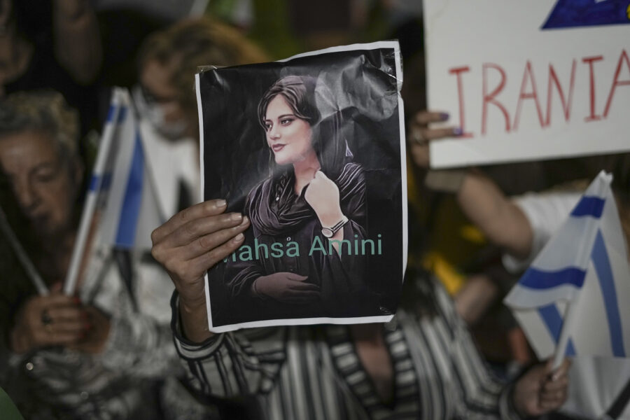 Protester i Israel efter Mahsa Zhina Amini.