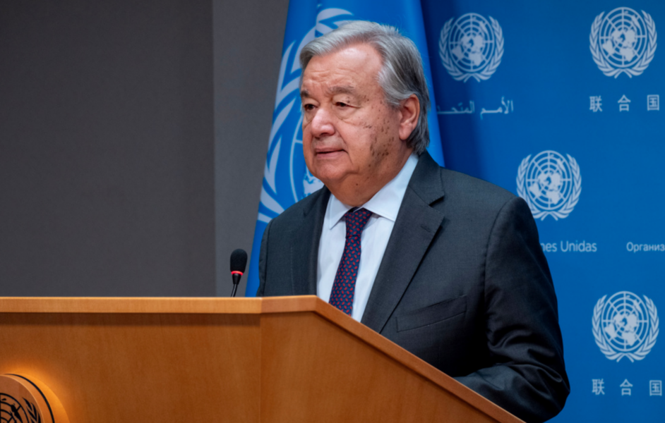 FN:s generalsekreterare António Guterres vädjar till Hamas att omedelbart släppa sin gisslan och till Israel att tillåta att förnödenheter förs in i Gaza.