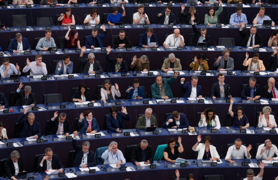 EU-parlamentets ledamöter i Strasbourg har enats om sin syn på en ny mediefrihetslag.